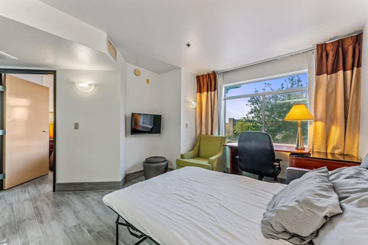 Chandler Promo 1Bd 1Ba Esterno foto
