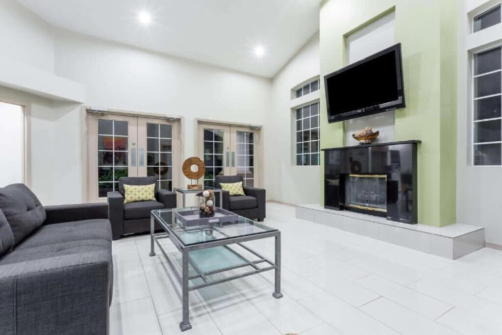Chandler Promo 1Bd 1Ba Esterno foto