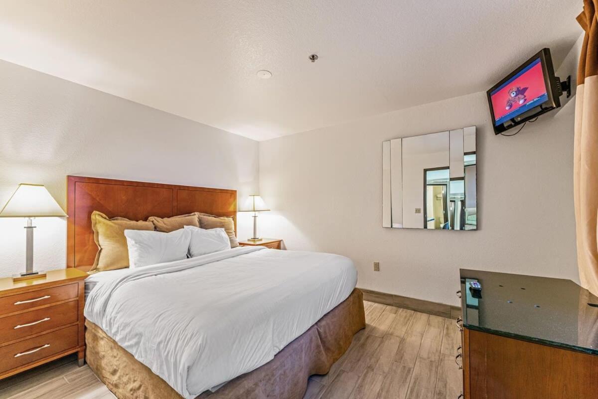 Chandler Promo 1Bd 1Ba Esterno foto