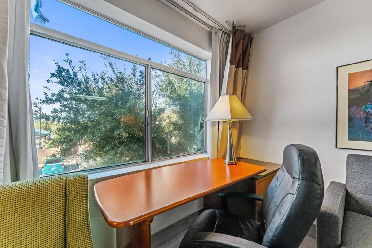 Chandler Promo 1Bd 1Ba Esterno foto